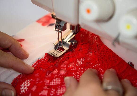 Sewing a bra on a sewing machine